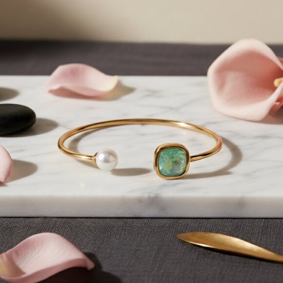 Elegant 18K Gold Plated Stainless Steel Aquamarine Pearl Cuff Bracelet Studs - Picture 7 of 12